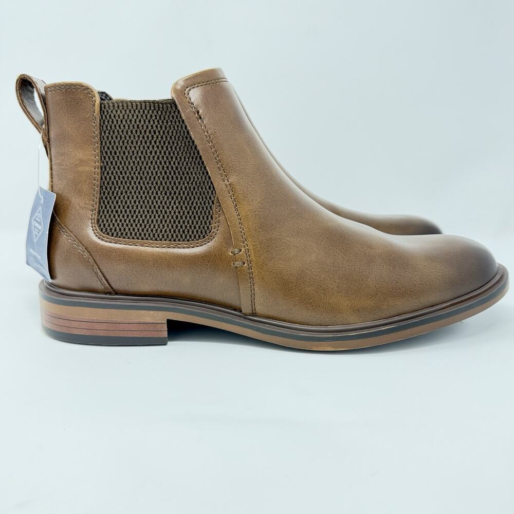 St. John’s Bay Men’s Chelsea Boots Brown Memory Foam Pull On Size 8.5 New